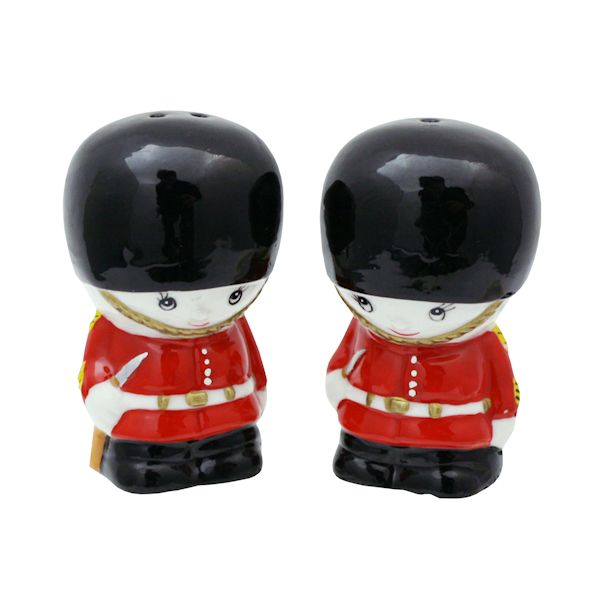 Vintage Salt and Pepper Shakers Beefeater Guard Kitchen Decor
