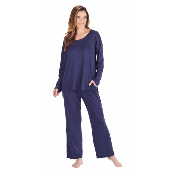 Product image for Women's 2 Piece Long Sleeve Pajamas