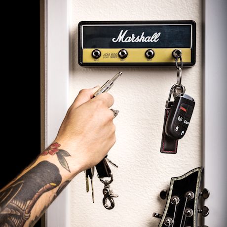 Marshall Amplifier Head Key Rack with 4 Guitar Cable Keychains