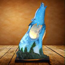 Alternate image Celestial Wolf Lamp